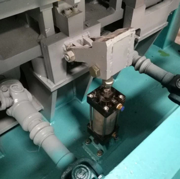 Fully Automatic Concrete Block Making Machine